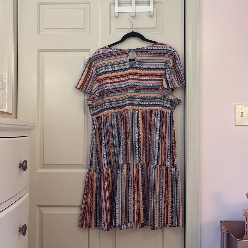 Gorgeous Striped Multicolor Dress - Picture 2 of 4